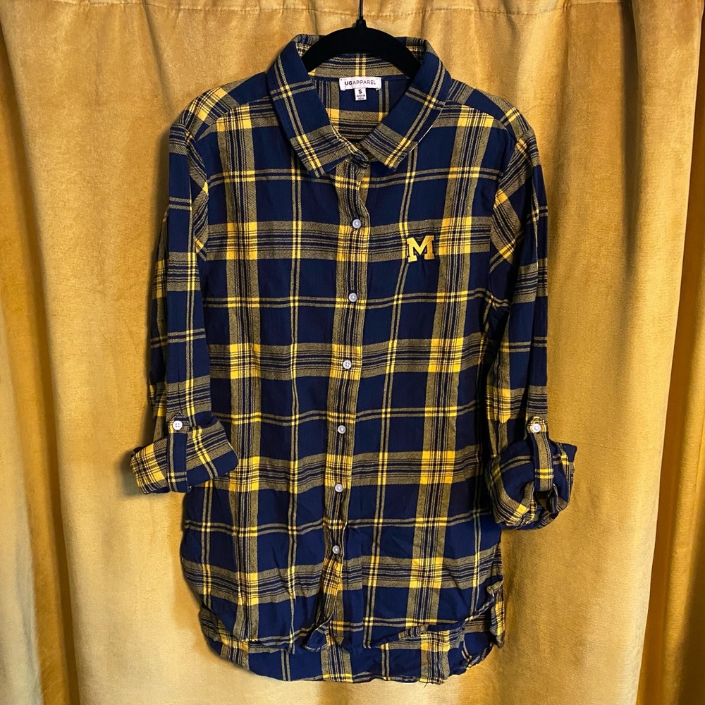 UG Apparel University of Michigan Womens Navy/Yellow Plaid Button Down Shirt, S